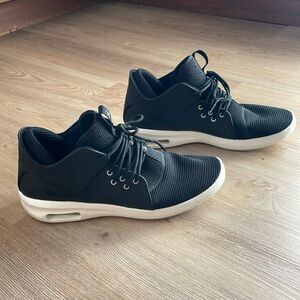 Jordan First Class 'Black